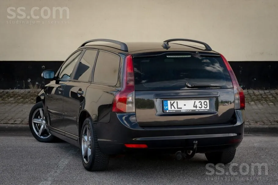 Volvo V50 2009 photo 4
