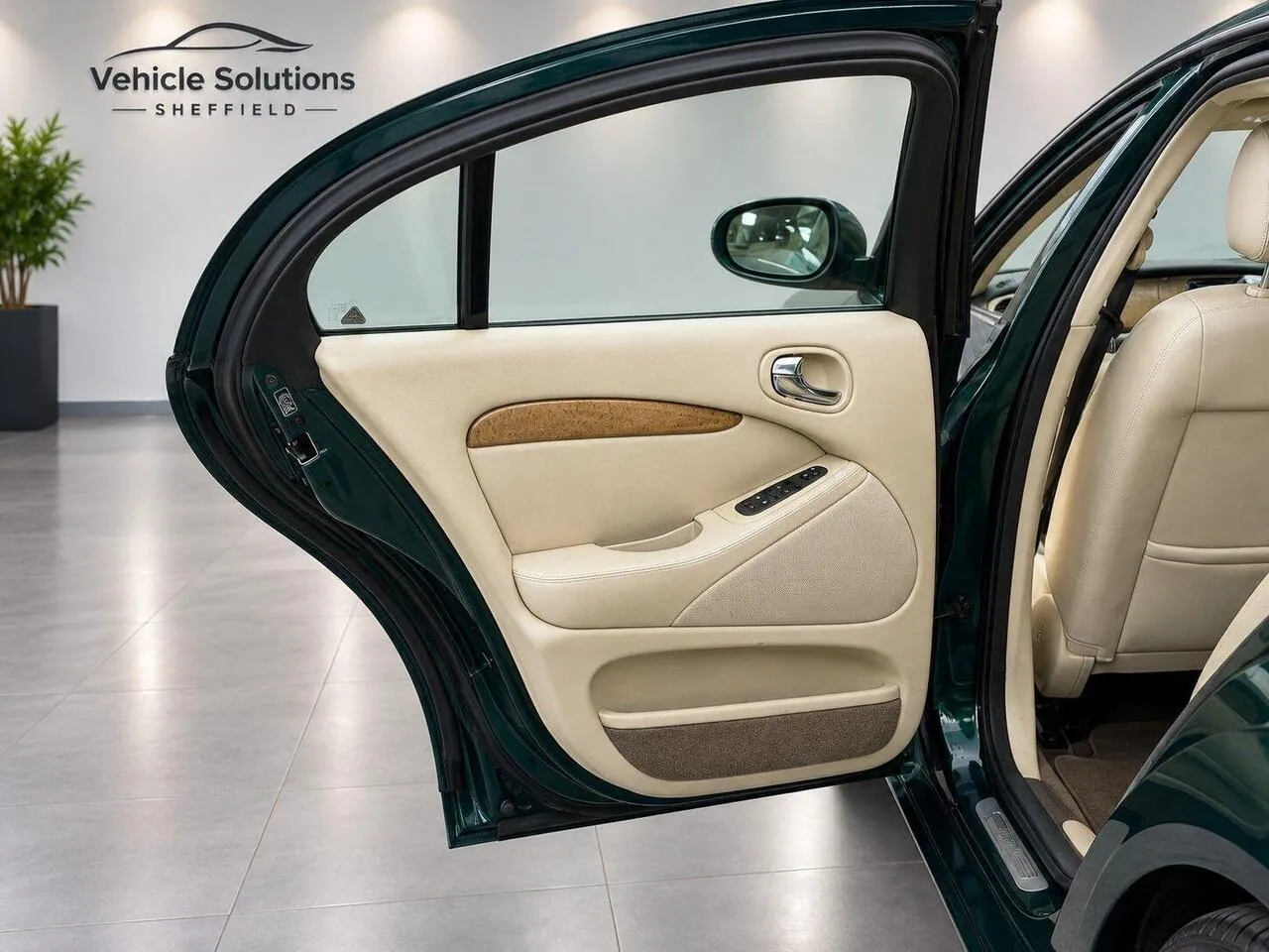 Jaguar S-Type 2006 photo 4