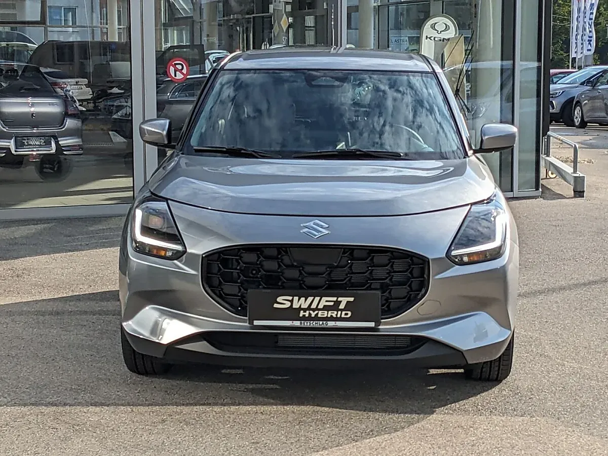 Suzuki Swift photo 3