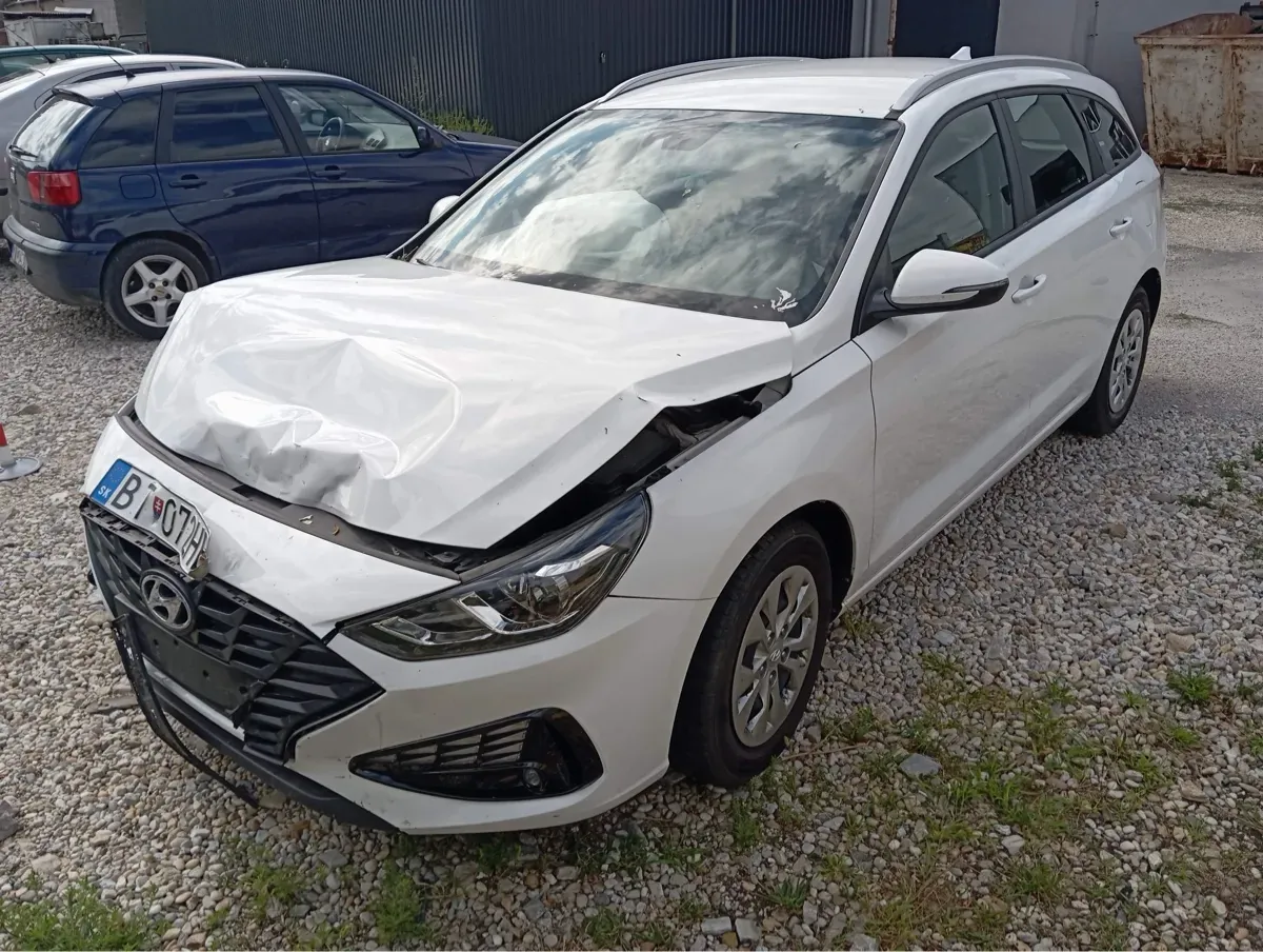 Hyundai I30 2022 photo 2