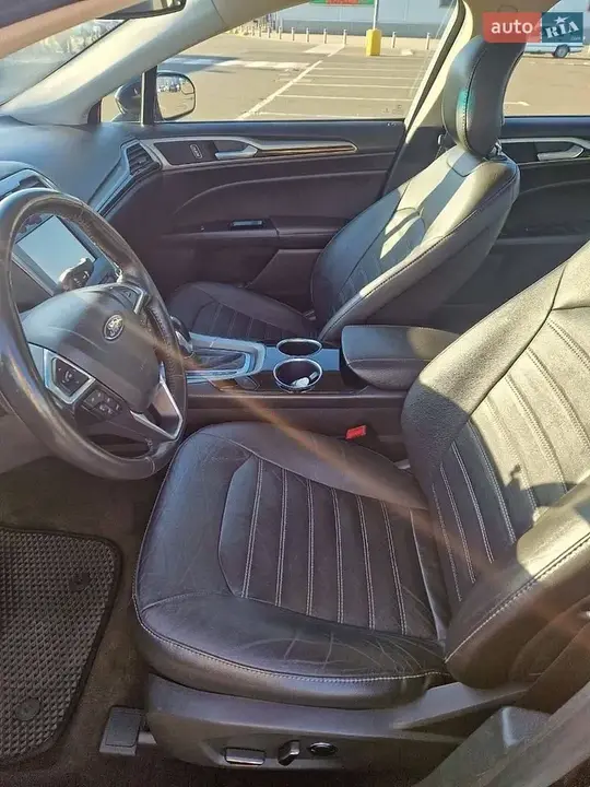 Ford Fusion 2013 photo 4