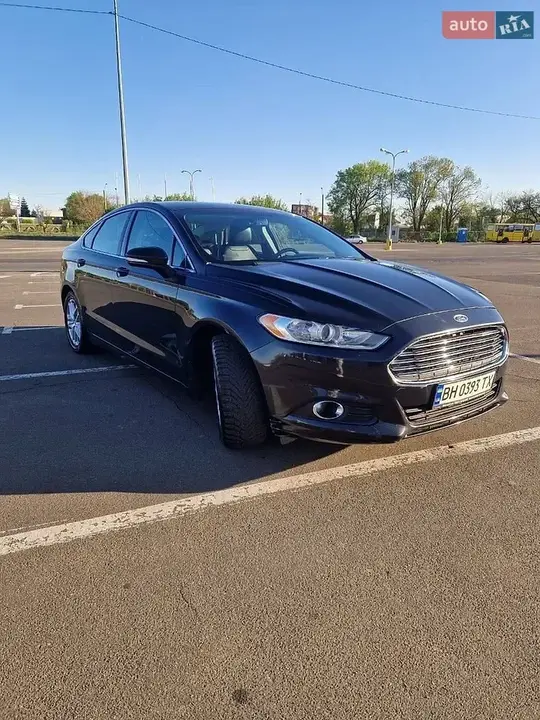 Ford Fusion 2013 photo 2