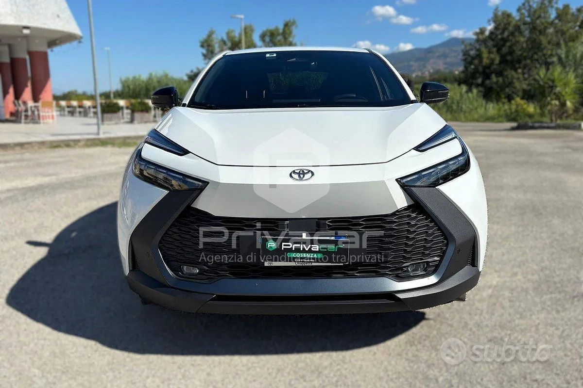 Toyota C-Hr 2024 photo 2