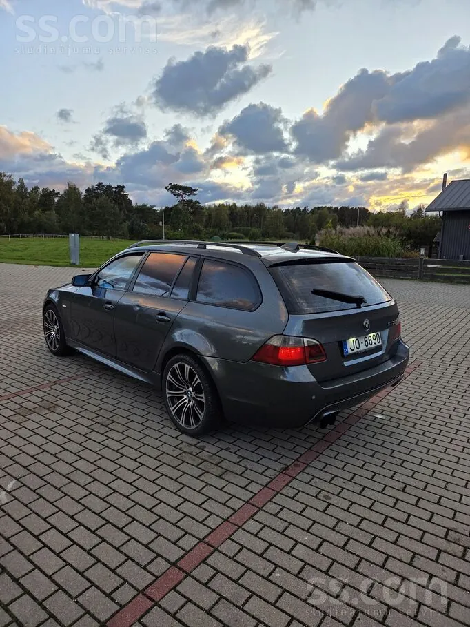BMW 530D 2004 photo 3