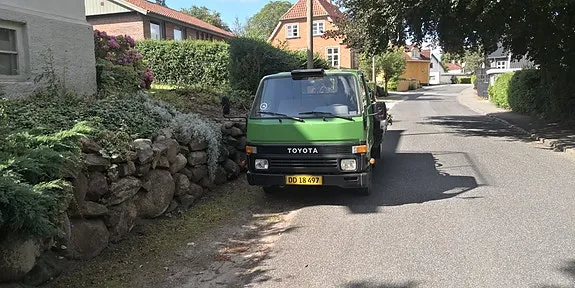 Toyota Dyna 100