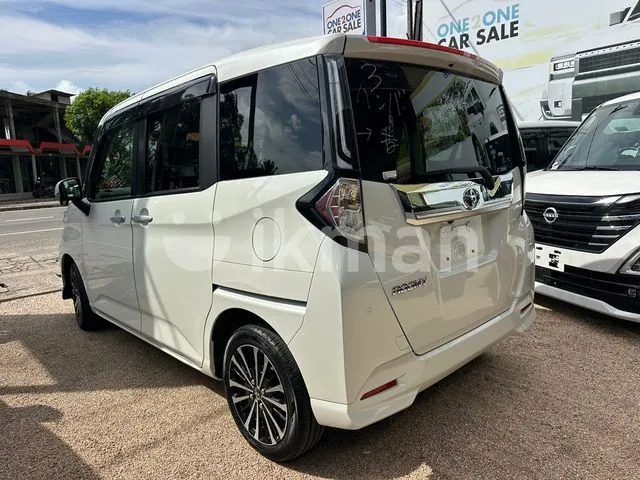 Toyota Roomy 2025 photo 4