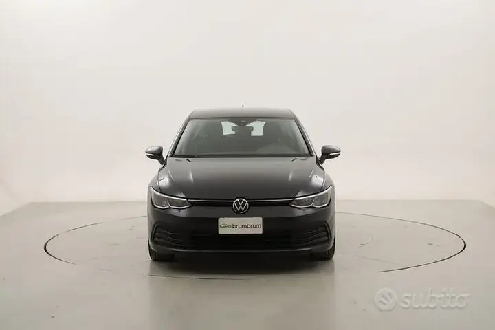 Volkswagen Golf 2023 photo 2