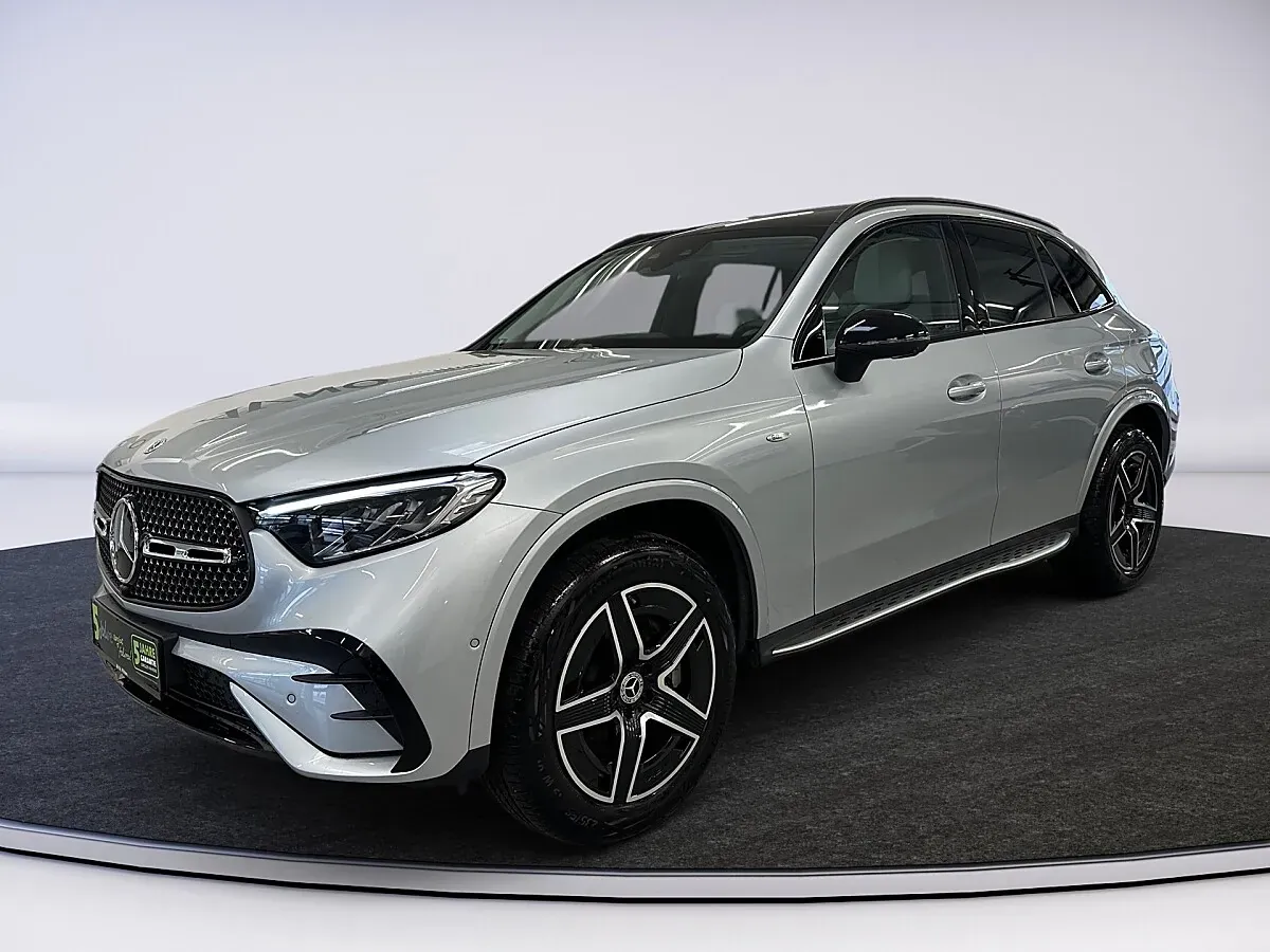 Mercedes-Benz Glc 2025 photo 2