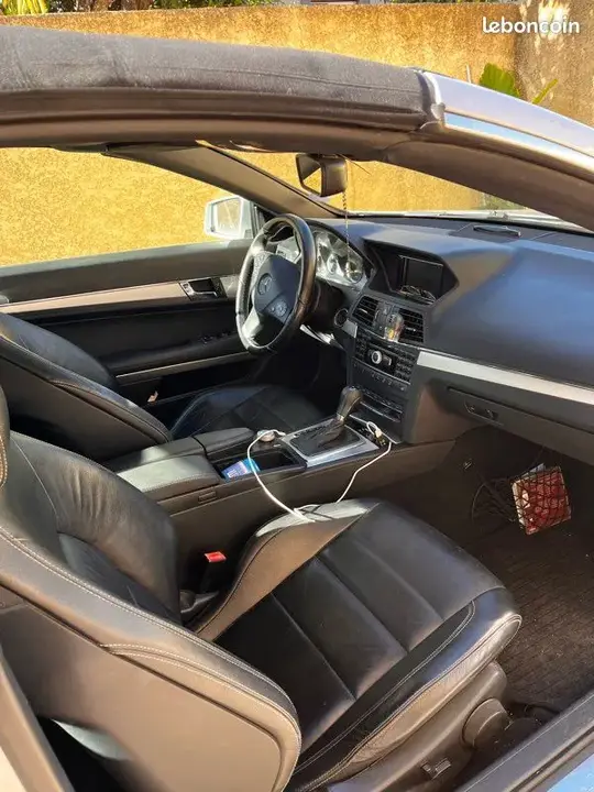 Mercedes-Benz E-Class 2010 photo 3