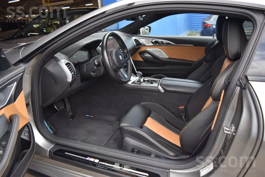 BMW M8 2020 photo 3