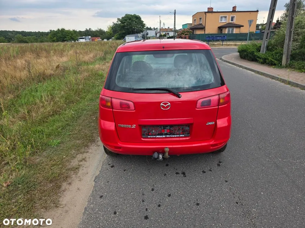 Mazda 2 2004 photo 4