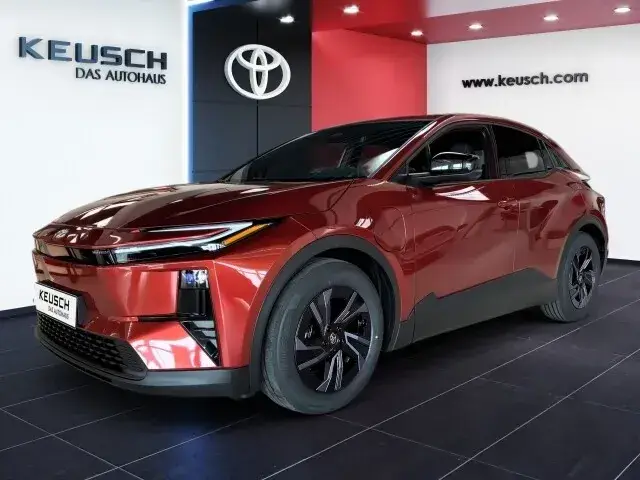 Toyota C-Hr photo 2
