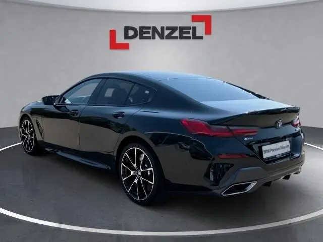 BMW 8 Series 2024 photo 3