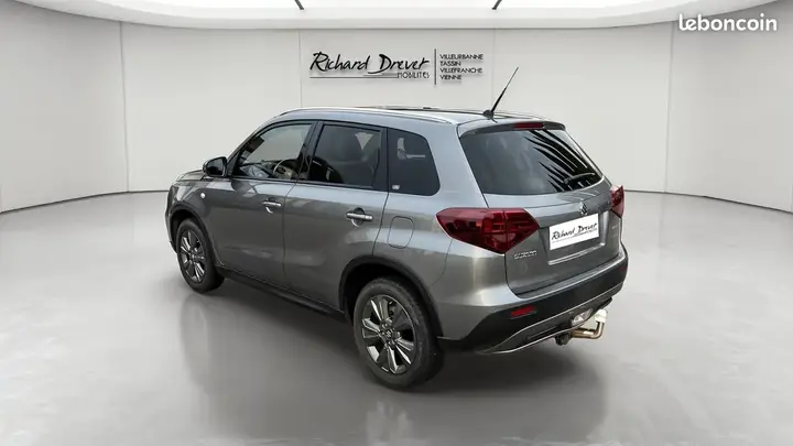 Suzuki Vitara 2023 photo 3