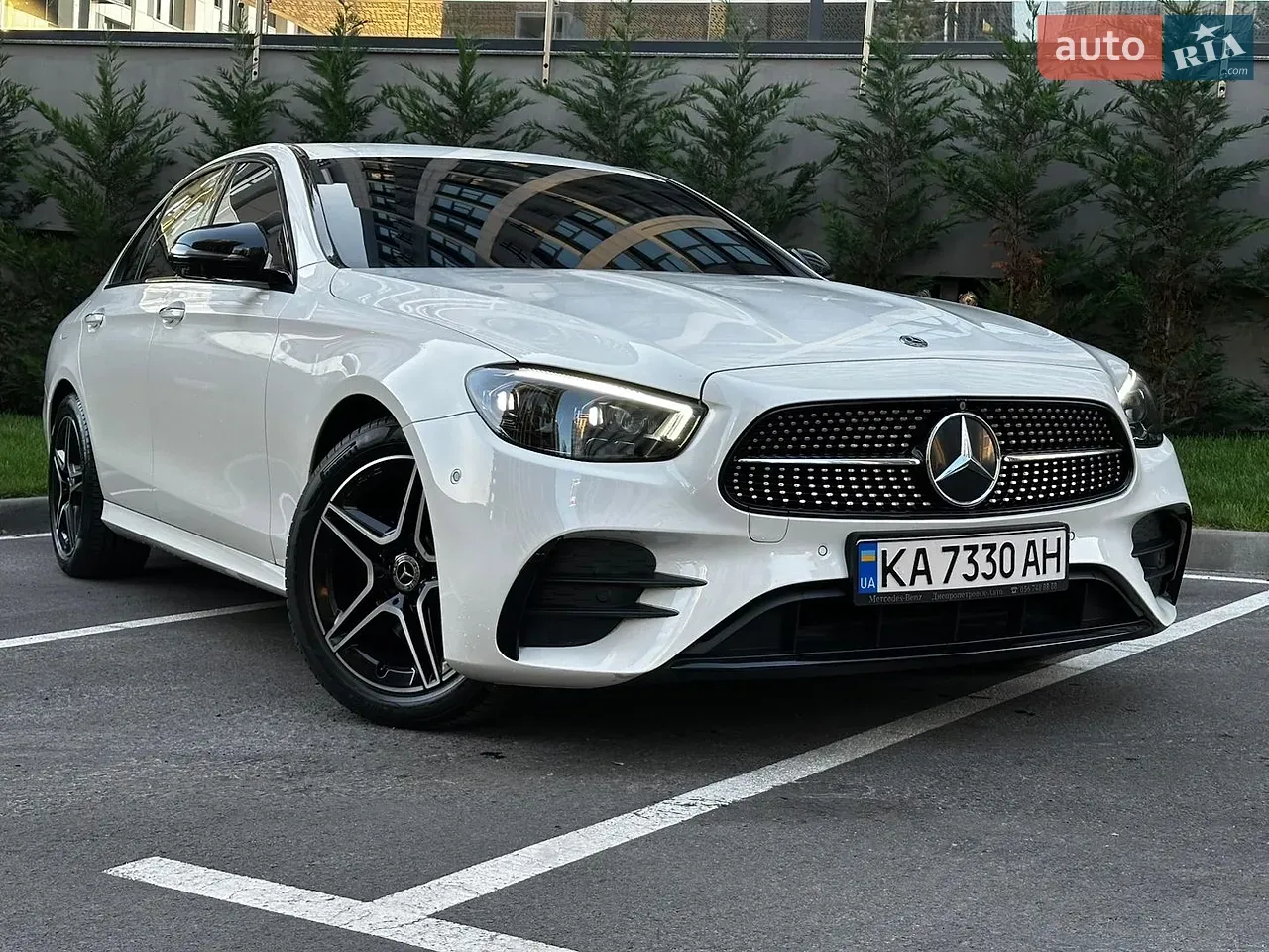 Mercedes-Benz E-Class 2021 photo 2