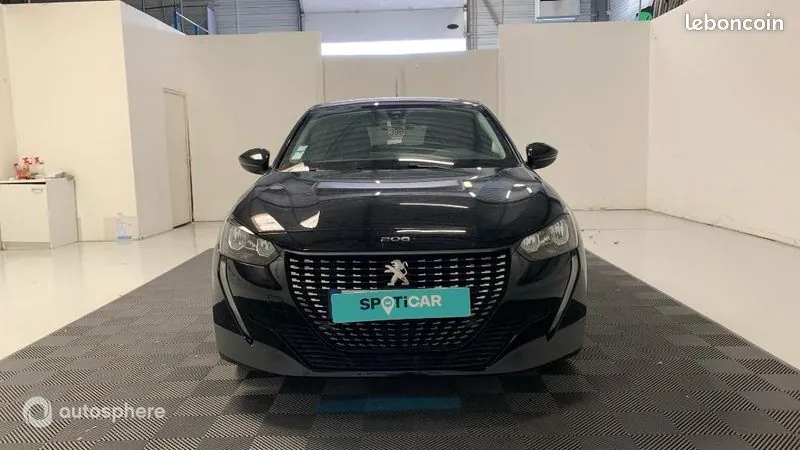 Peugeot 208 2021 photo 2