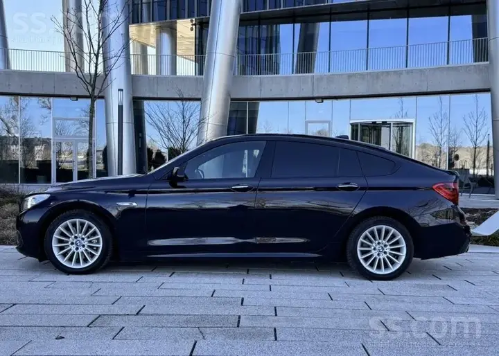 BMW 530