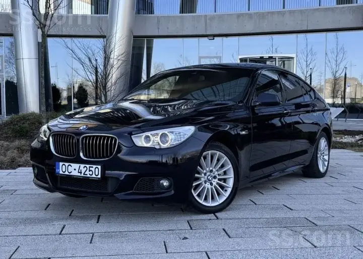 BMW 530 2013 photo 2
