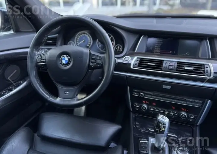 BMW 530 2013 photo 5