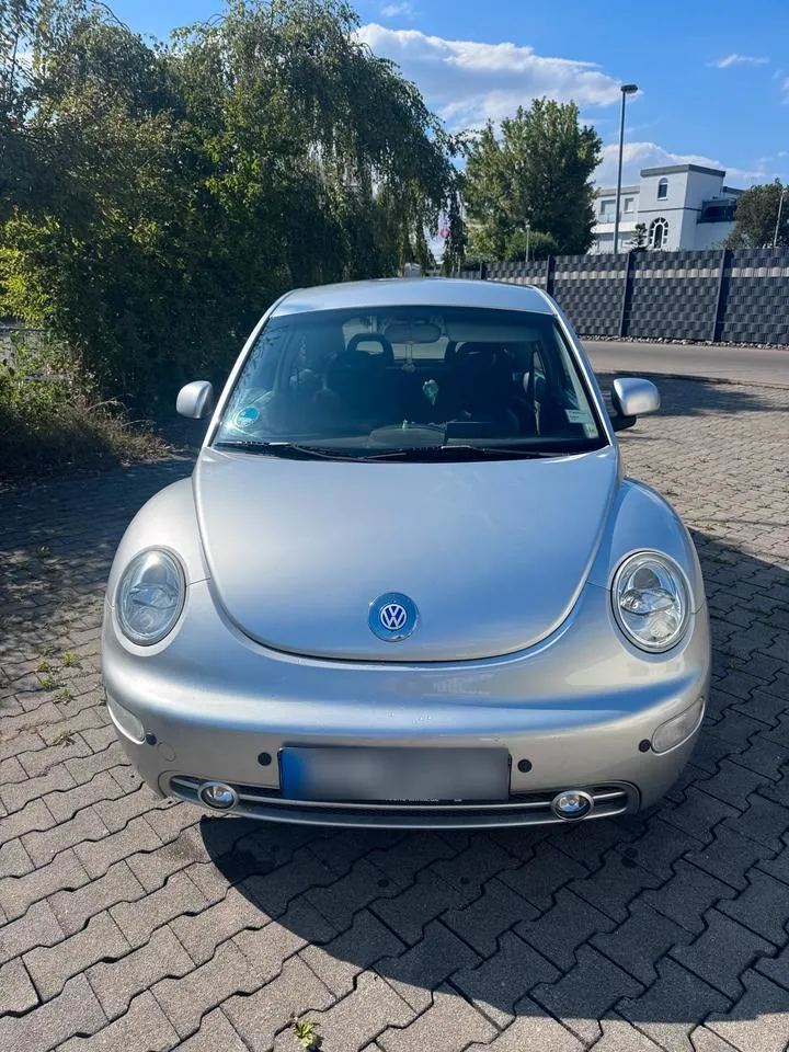 Volkswagen New Beetle