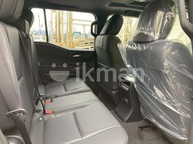 Toyota Land Cruiser Prado 2026 photo 4