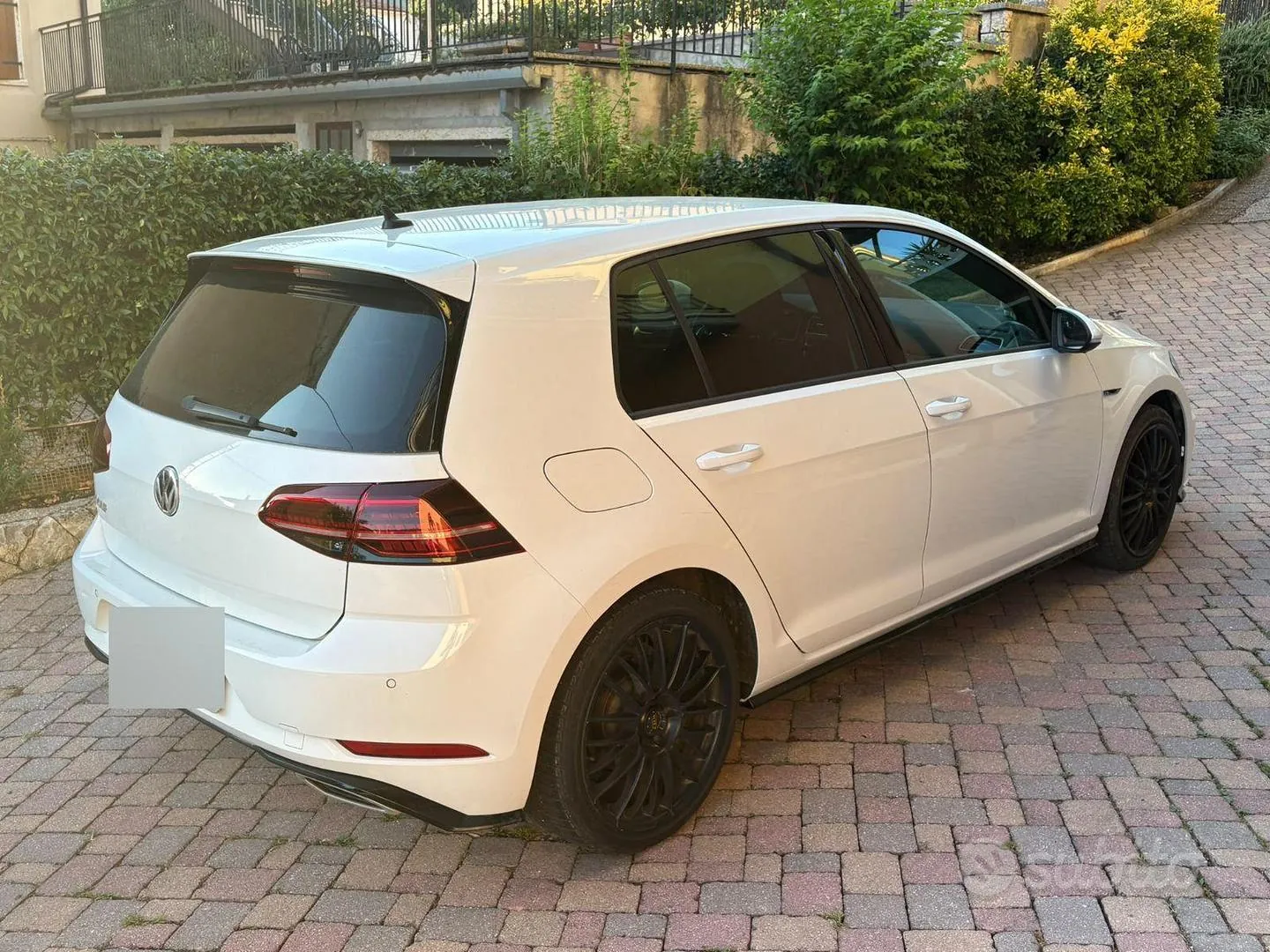 Volkswagen Golf 2019 photo 2