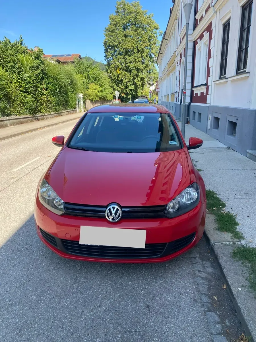 Volkswagen Golf 2011 photo 2