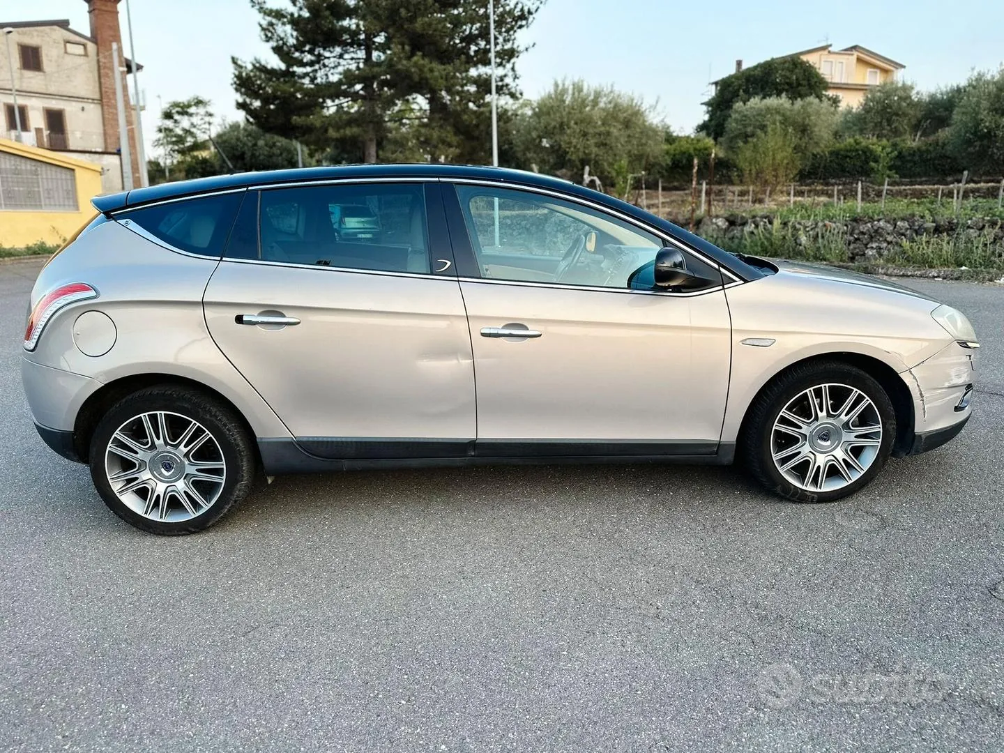 Lancia Delta 2011 photo 2