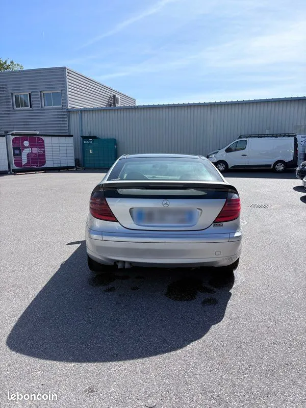 Mercedes-Benz C-Class 2002 photo 5
