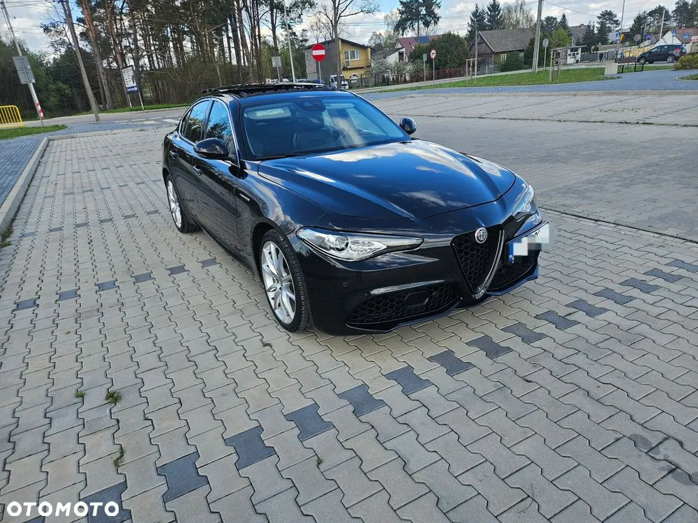 Alfa Romeo Giulia 2020 photo 4