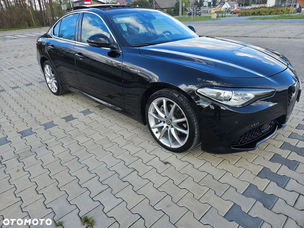 Alfa Romeo Giulia 2020 photo 3