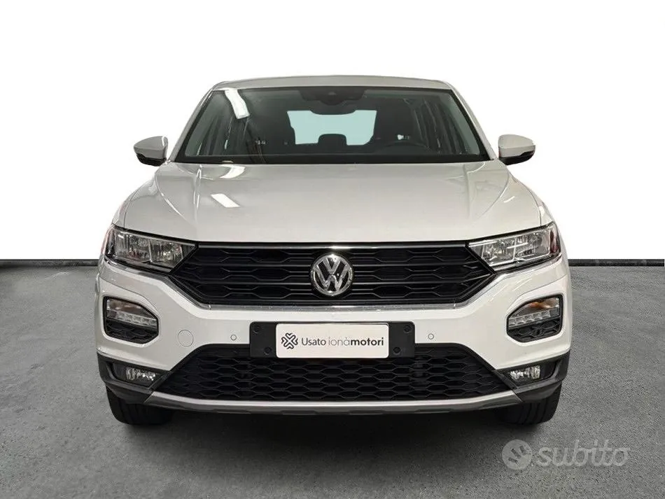 Volkswagen T-Roc 2020 photo 2