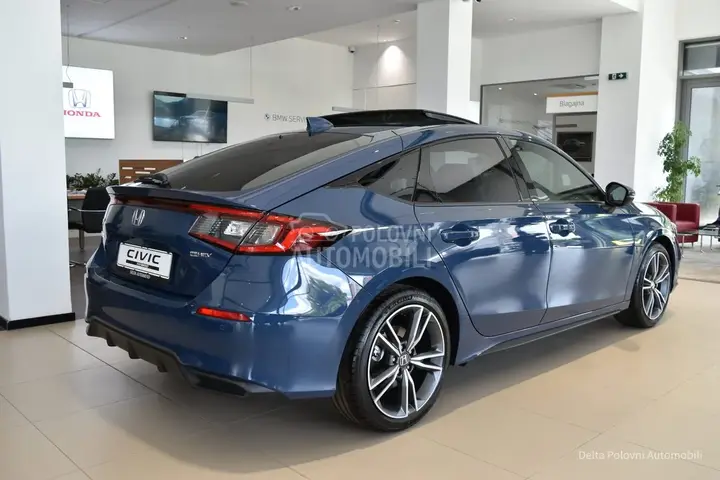 Honda Civic 2026 photo 2