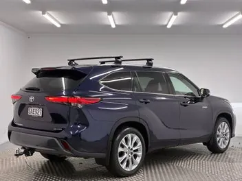 Toyota Highlander 2022 photo 4