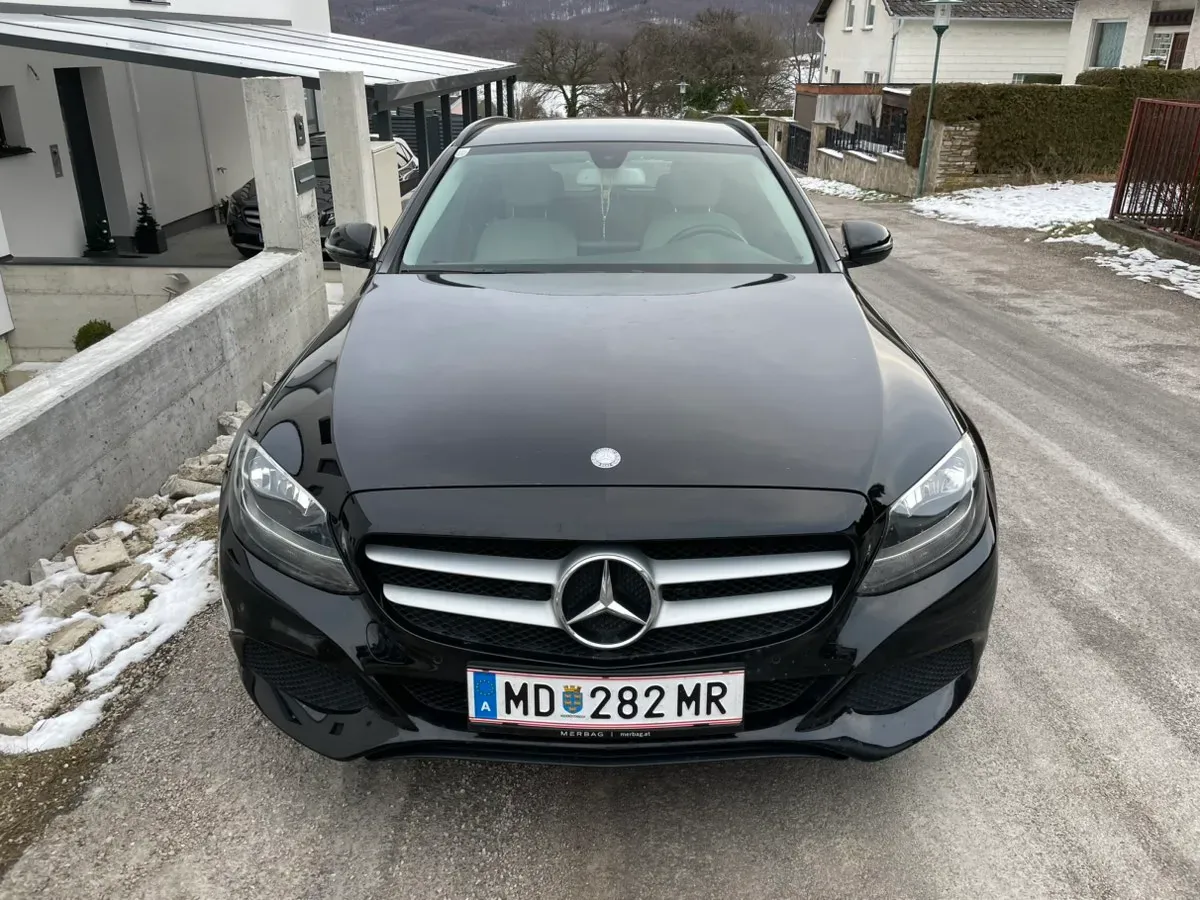 Mercedes-Benz C-Class 2017 photo 3