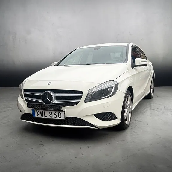 Mercedes-Benz A180 2015 photo 3