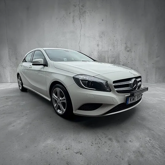 Mercedes-Benz A180