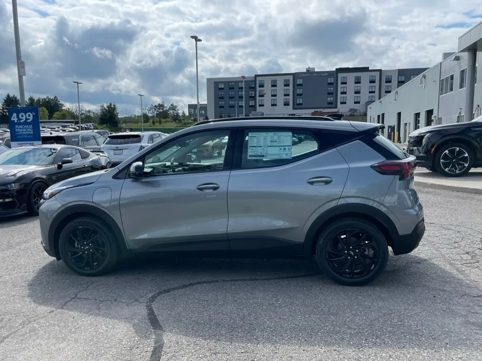 Chevrolet Bolt 2027 photo 2