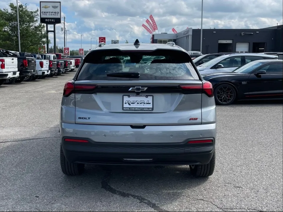Chevrolet Bolt 2027 photo 4
