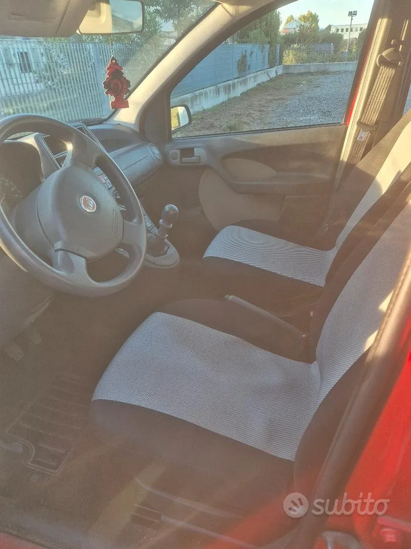 Fiat Panda 2006 photo 4