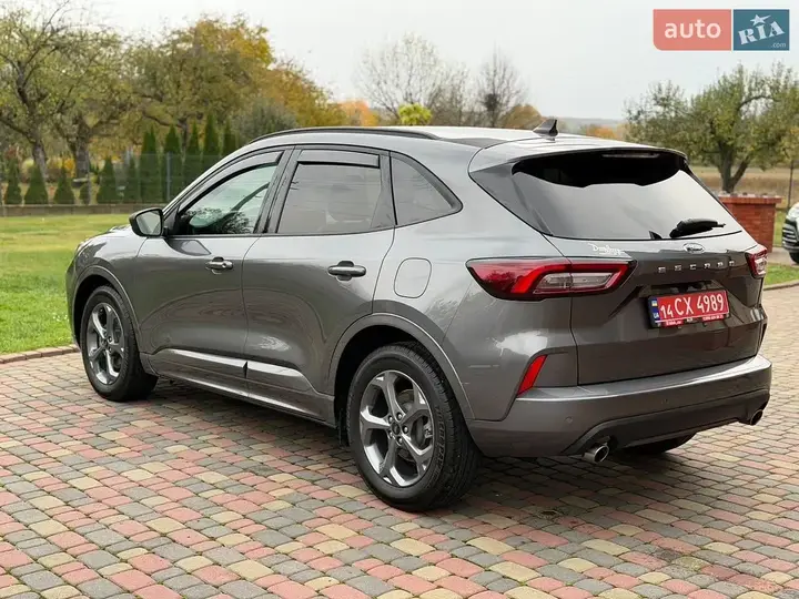 Ford Escape 2023 photo 3