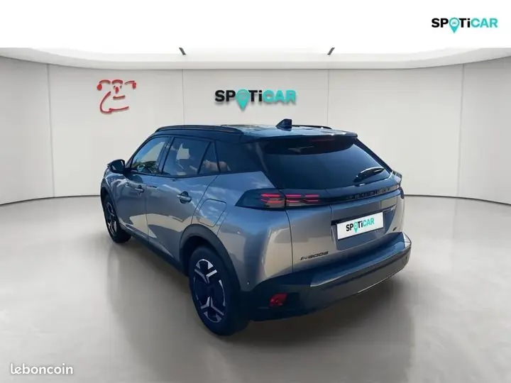 Peugeot 2008 2025 photo 3