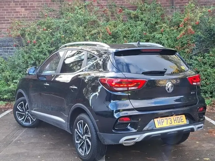 MG Mg Zs 2024 photo 2