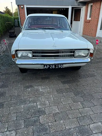 Opel Rekord 1968 photo 2