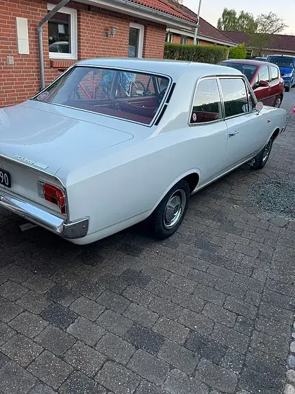 Opel Rekord 1968 photo 3