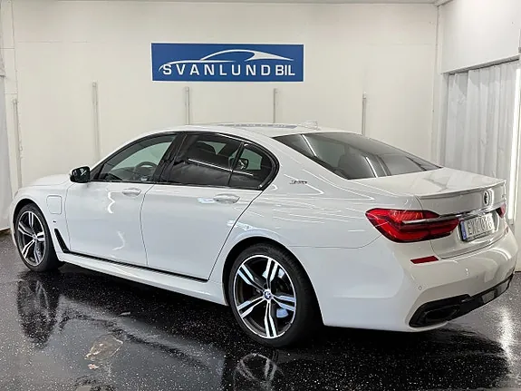 BMW 740E 2018 photo 5