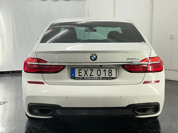 BMW 740E 2018 photo 4