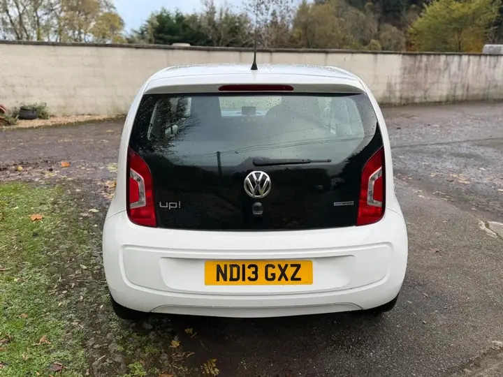 Volkswagen Up 2013 photo 4