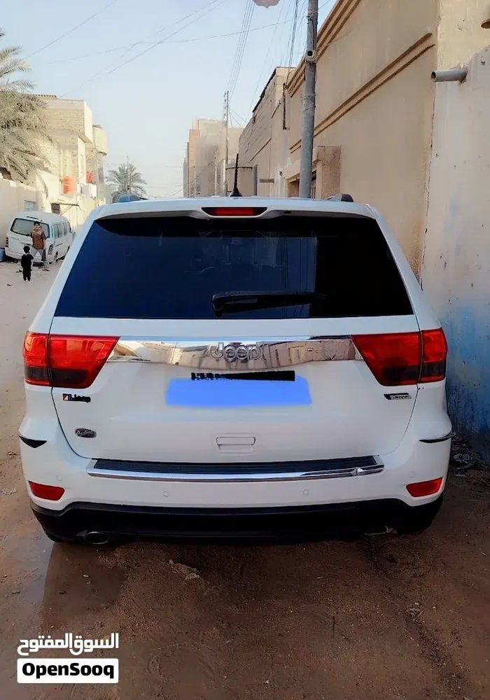 Jeep Grand Cherokee 2013 photo 3
