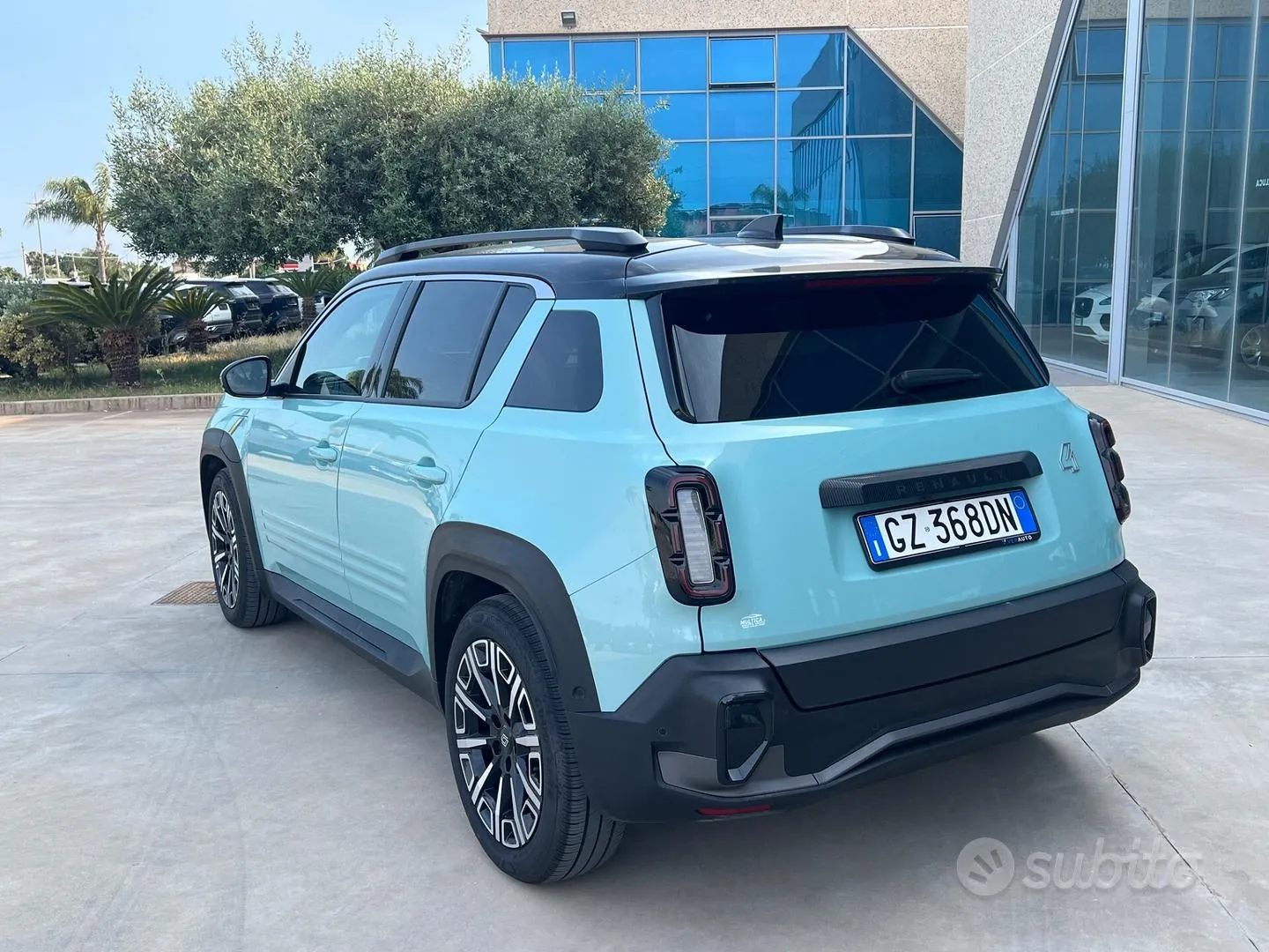 Renault 4 E-Tech 2025 photo 4